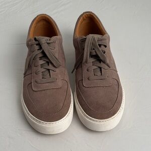 Express taupe tan suede sneakers